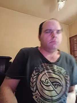 Safado700 élő XXX-chatje