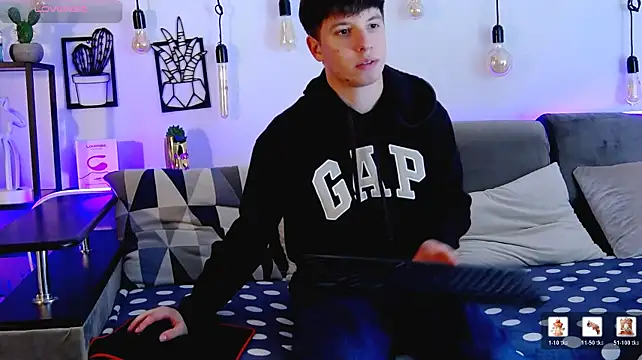ThomasEdisonn Live XXX Chat