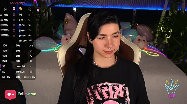 Chatroom XXX en direct de EmilyCandyy
