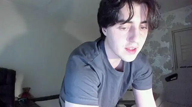 Knuckles17's Webcam Show