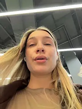 SashaCatt - Masturbation+one finger in pussy🔥