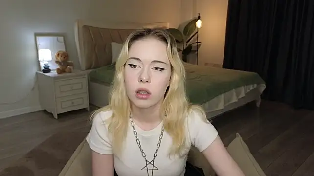 JuanaElden XXX чат на живо