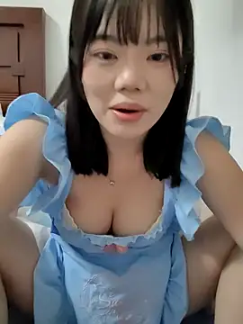520Winnie - 阳台全裸捆绑手脚蒙眼小粉塞入控制权5min