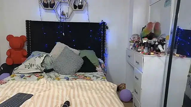 charlotte_077 Obrolan Langsung XXX