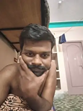 Chat +18 de Vijayanbigc ao vivo