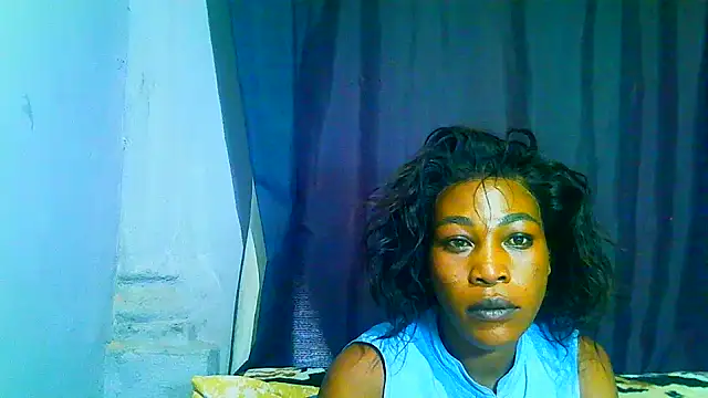 freaky_naughty Chat XXX in diretta