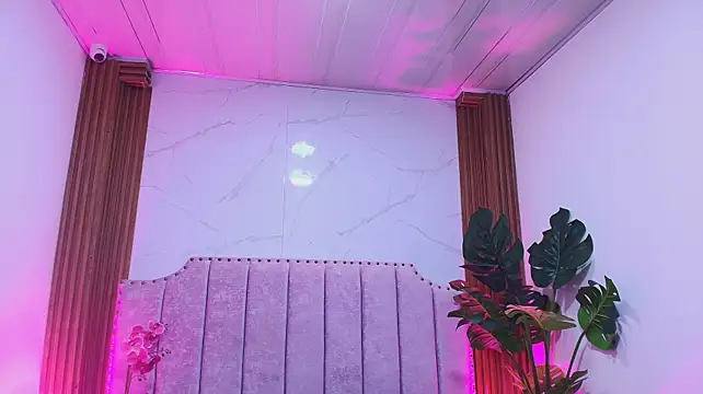 Samantta_606