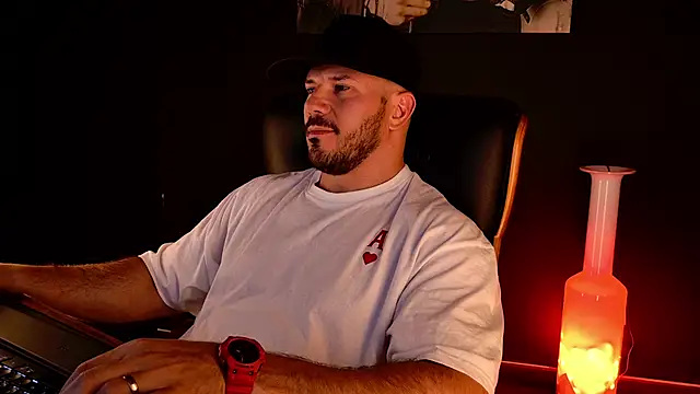 AngeloEric live XXX chat