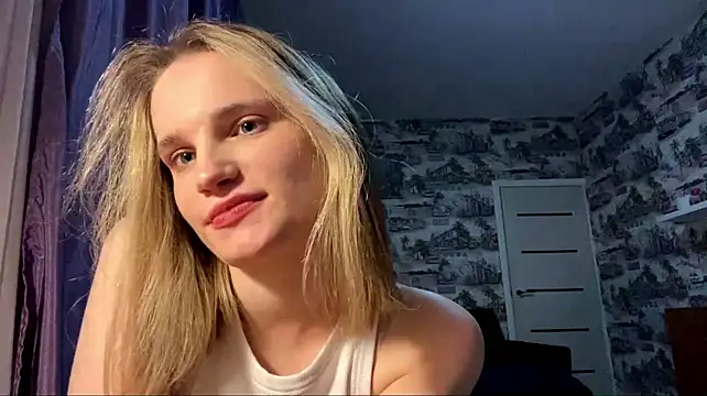 ShantelleFambrough - Close up eye contact