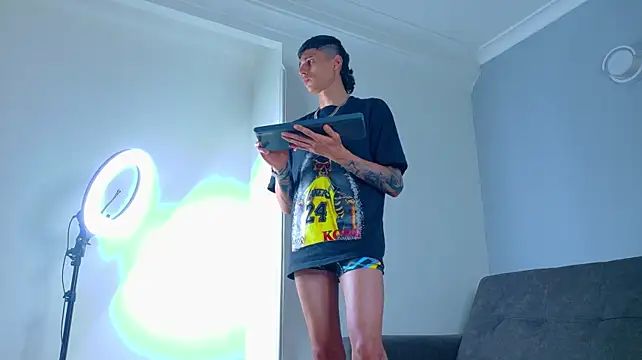 Show modela BryanGrey__ na web-kameri