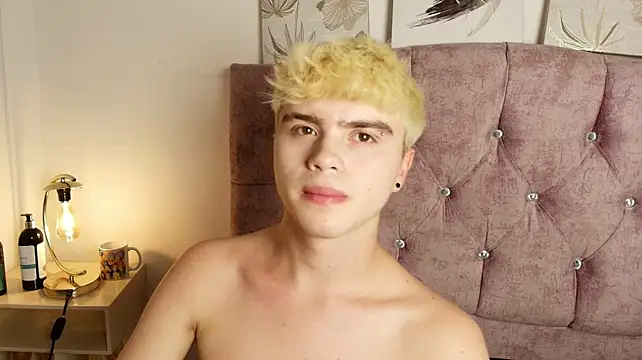 Ian_Stone Chat XXX live