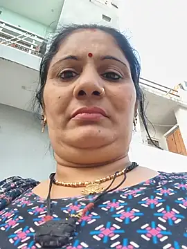 Karishma_bhabi02 - My modal saport please 💔💔💔💔💔