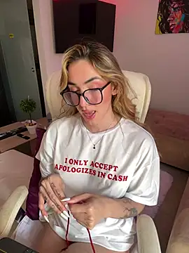 Yaii_ Live XXX-chat