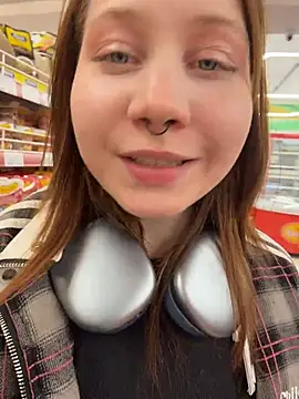 Chat +18 de SlavicCandy ao vivo