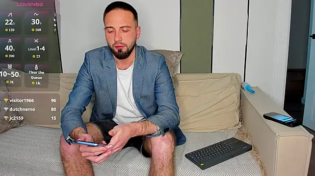 Chat +18 de michaelbradleu ao vivo