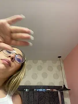Chat +18 de Baby_Angel15 ao vivo