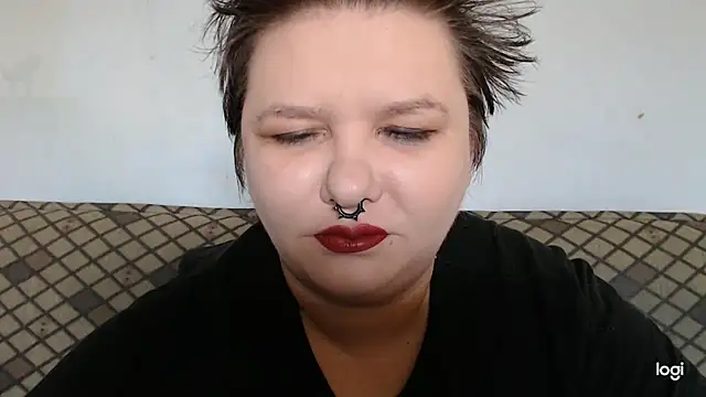 Chat +18 de GoddessOfLust ao vivo