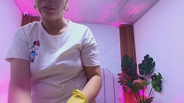 Samantta_606