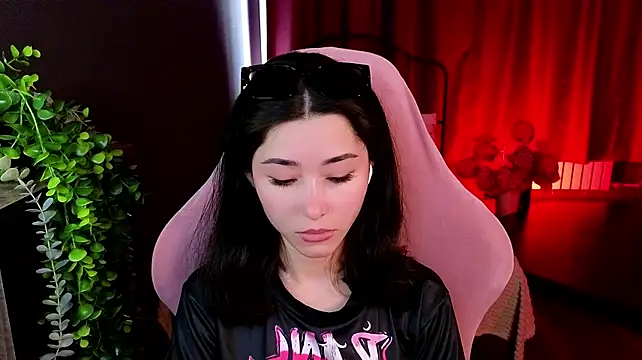 RedMidnight 现场XXX聊天