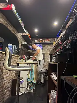 Johnytrain Live XXX-Chat
