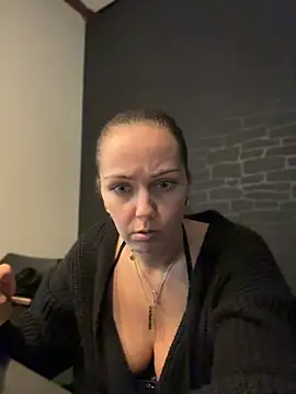MaryPeach666 - Show Boobs 5min 🍒 + LT pussy pic
