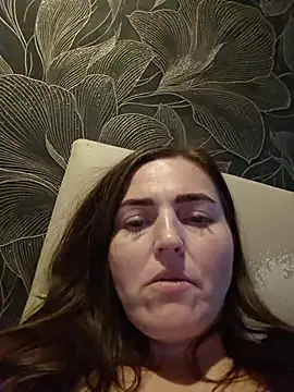 Chat XXX en directo de MilaMature