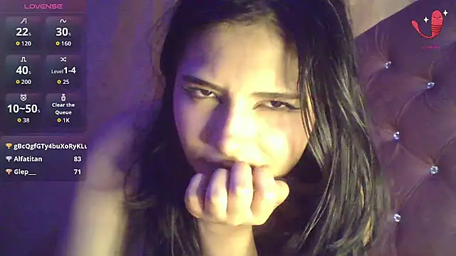 Thania-n Live XXX chat