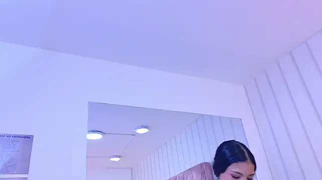 MiaLaure