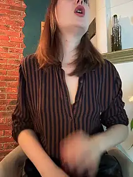 Dina_Tease - FINGER IN NAKED PUSY in CAFE next WAITER