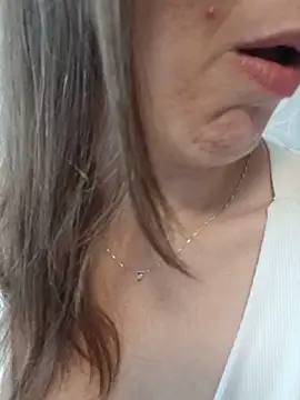 Maya-Parllo - 2 dedos cuzinho/2 fingers ass