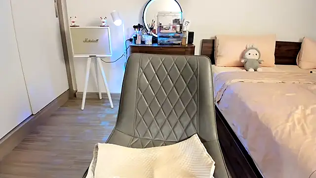 XXX chat uživo modela JangMiHee