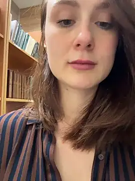 Dina_Tease - FINGER IN NAKED PUSY in CAFE next WAITER