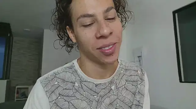 grey___27 élő XXX-chatje