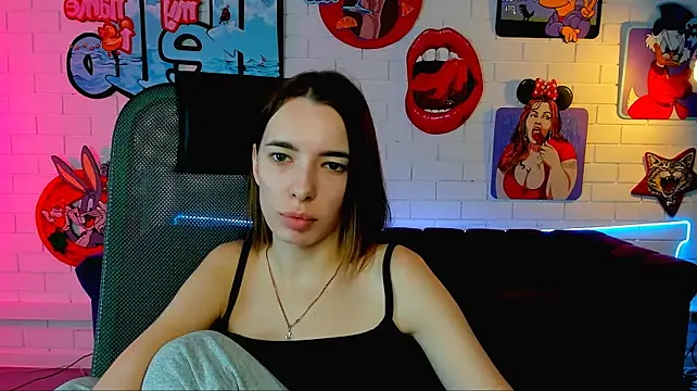 Chat XXX en directo de ElzaMadison