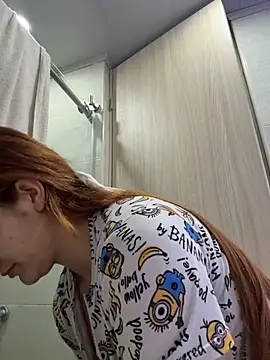 AtheneaRossi - Open ass and spank