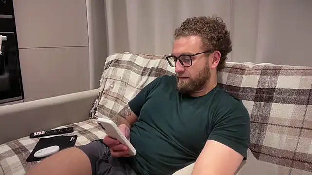 Bear_bear_ Webcam show