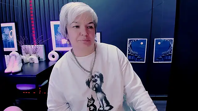 XXX chat uživo modela CarmenSoft