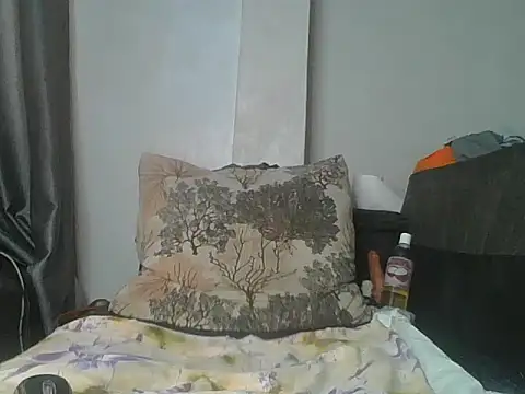Beverly_girl1_'s Live XXX Chat
