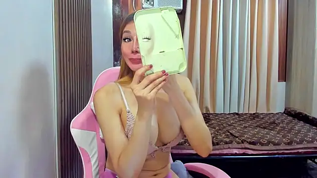 XXX chat uživo modela imallyoures69