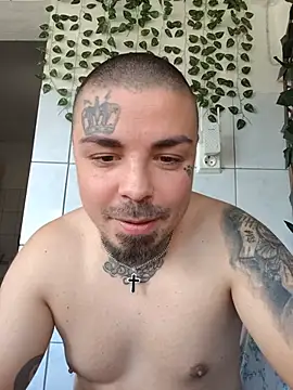 Berti3128 Chat XXX live