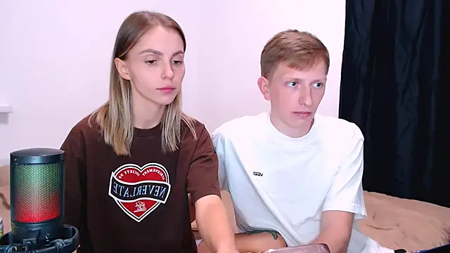 Chat XXX en directo de juliaanddima