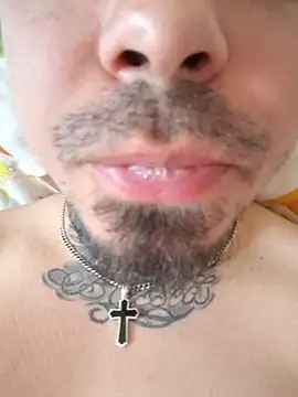 Berti3128's Live XXX Chat