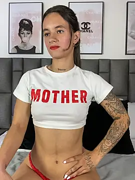 JuliaColemann - Top off 🥵