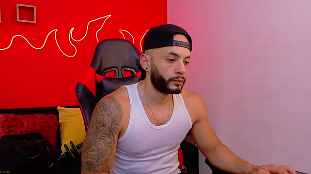 Mike_savage3 Chat XXX in diretta