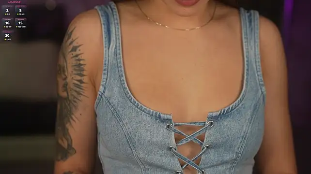 Jasmine_Flow – Naživo XXX chat