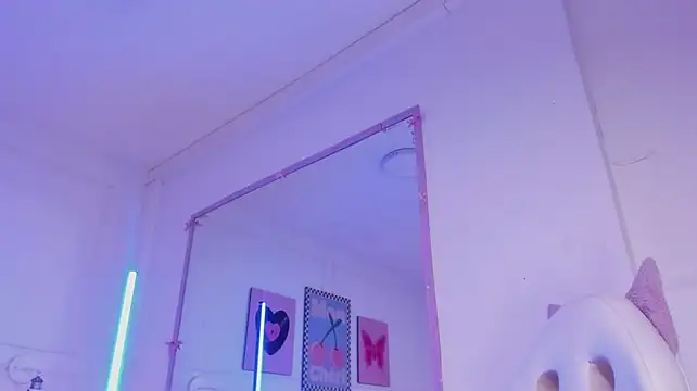 Zoe_Lynch_ - sexy tease dance for you
