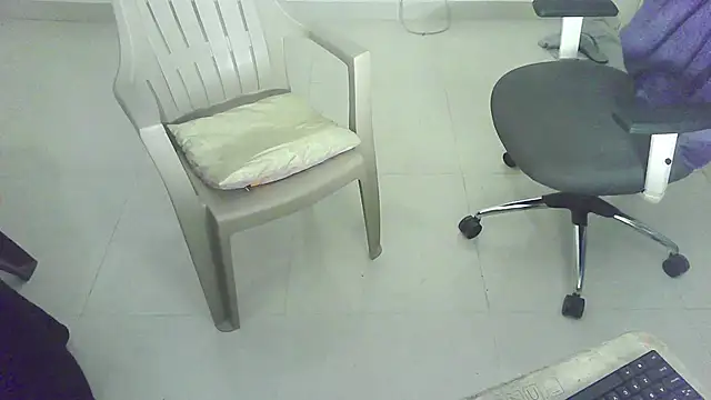 rentarob élő XXX-chatje