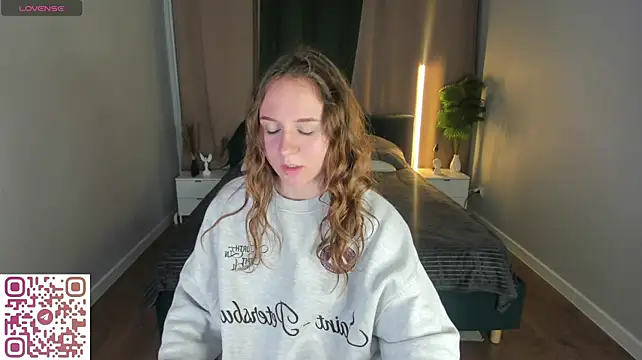 Vicki_Milles - Teasing my pussy in panties
