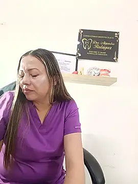 _Dentist-Madisson_04's Live XXX Chat