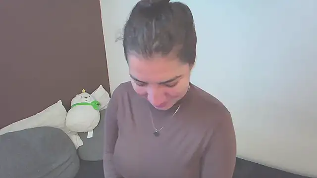carmesix Adlı Modelin Canlı XXX Sohbeti